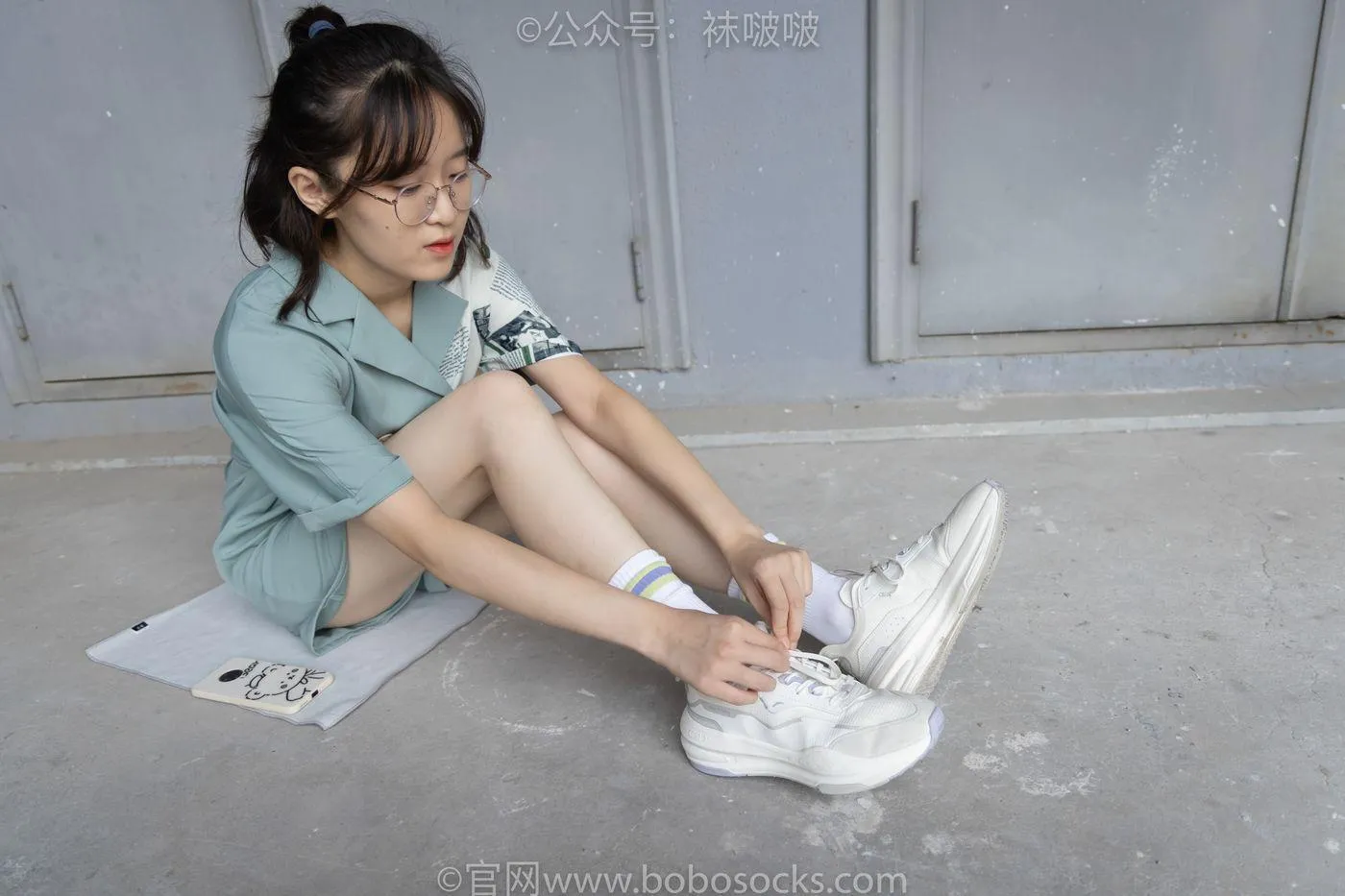 [BoBoSocks袜啵啵]NO.025 熊熊-安踏运动鞋、白色棉袜（踩脏）、裸足 [146P]插图8